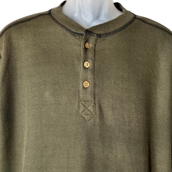 Vintage 1946 Green Henley Wood Buttons Washed Stoned Beaten Shirt Mens Large - Picture 2 of 10
